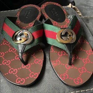 Gucci Black and Red Sandals with Gold Logo